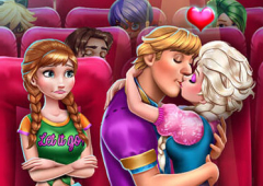 Beijo Escondido de Elsa e Kristoff